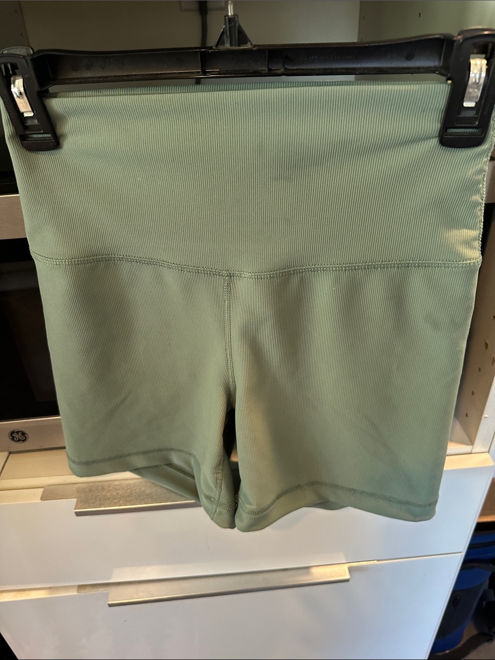 Nordstroms 90 degree High-Waist Ribbed Women’s Bike Shorts - Sage Green